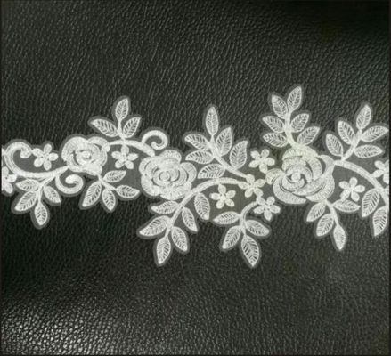 Embroidery Fabric Lace Laser Cutting Machine Intelligent Positioning Cutting