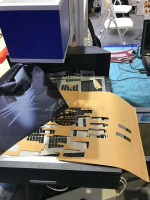 Wood Laser Engraving Machine , Acrylic MDF Laser Wood Cutting Machine