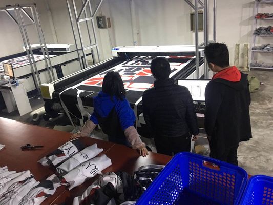 1800×1000 Laser Cutter With Camera 100W Vision Laser Cutting Machine