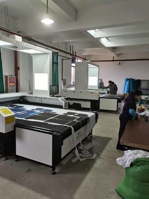 Extended Table Vision Cutting Machine For Sportswear Cyclingwear Jersey Cutting