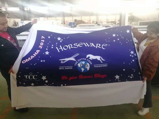 Laser Cutting Machine for Printed Fabric Banner Flag Tradeshow Jersey Cycling Wear