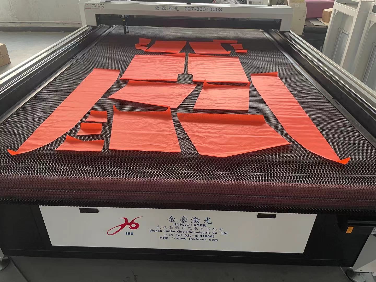 100W CO2 Laser Cutting & Engraving Machine for Non-Metals